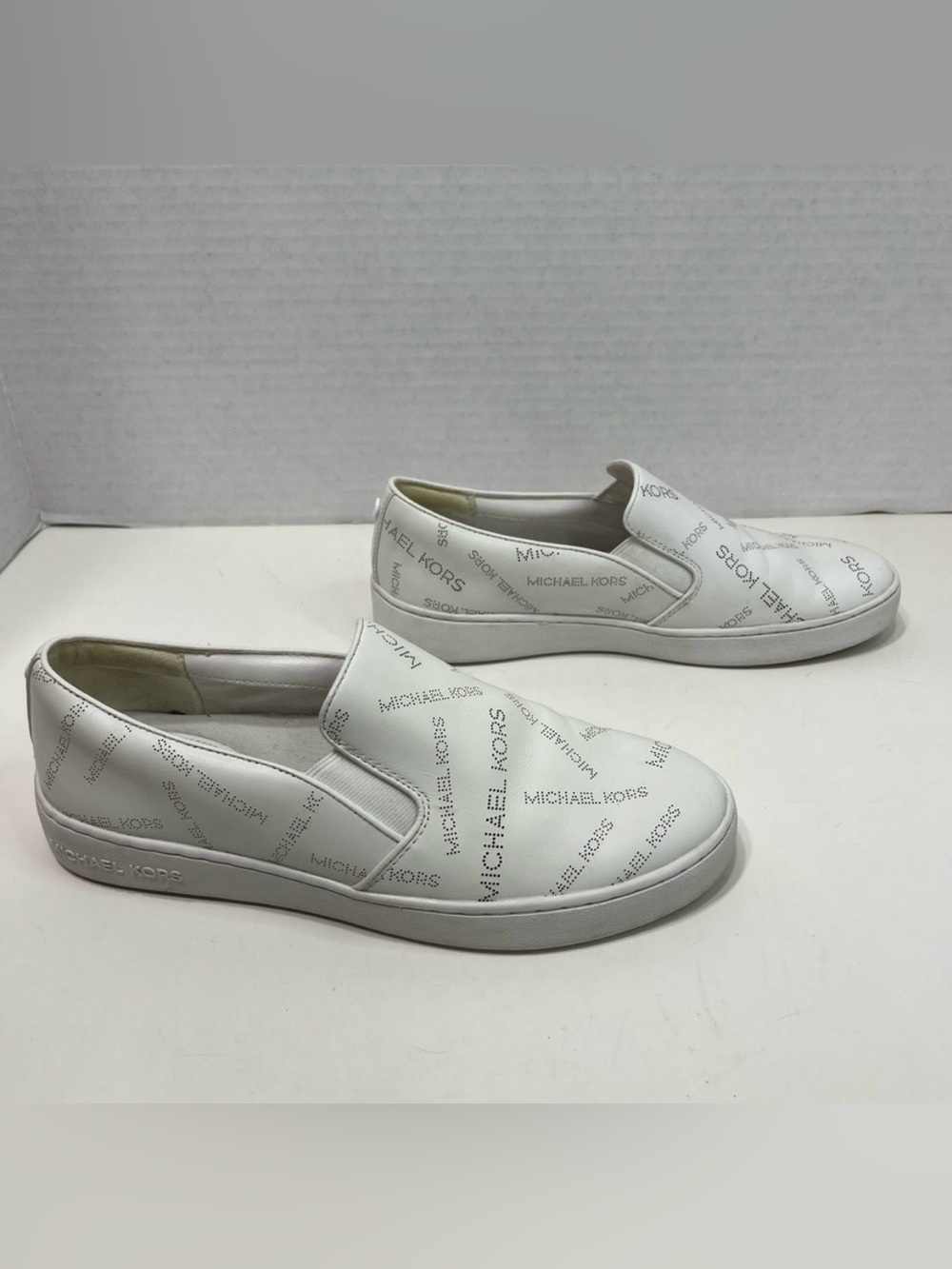 MICHAEL MICHAEL KORS Keaton Slip On leather Sneakers Womens Size 8.5 shoes